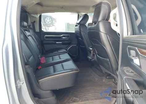 2022 Ram 1500 Laramie 4X4 6'4 Box z USA, uszkodzony, nr VIN 1C6SRFRT7NN194512